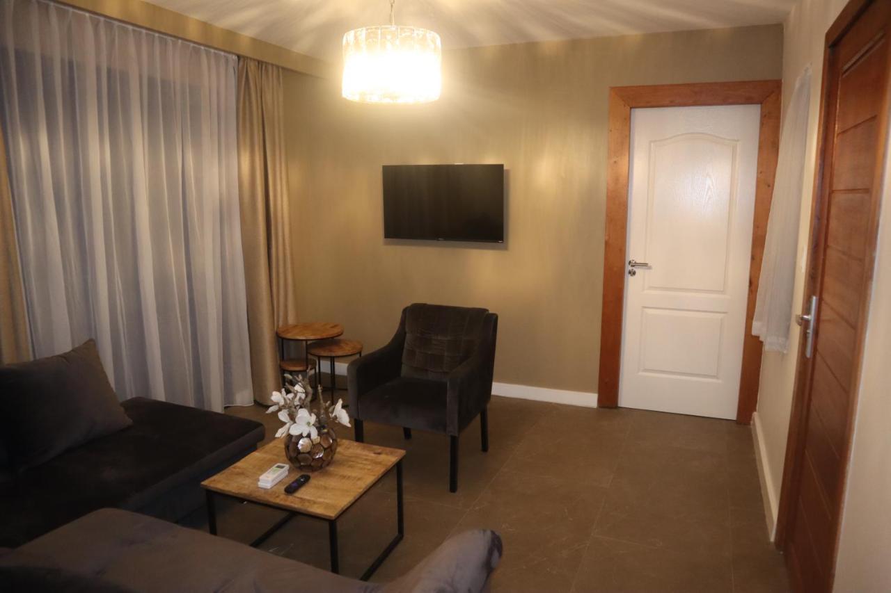 Empire Apartments Su 2 Marthastraat Paramaribo Ngoại thất bức ảnh